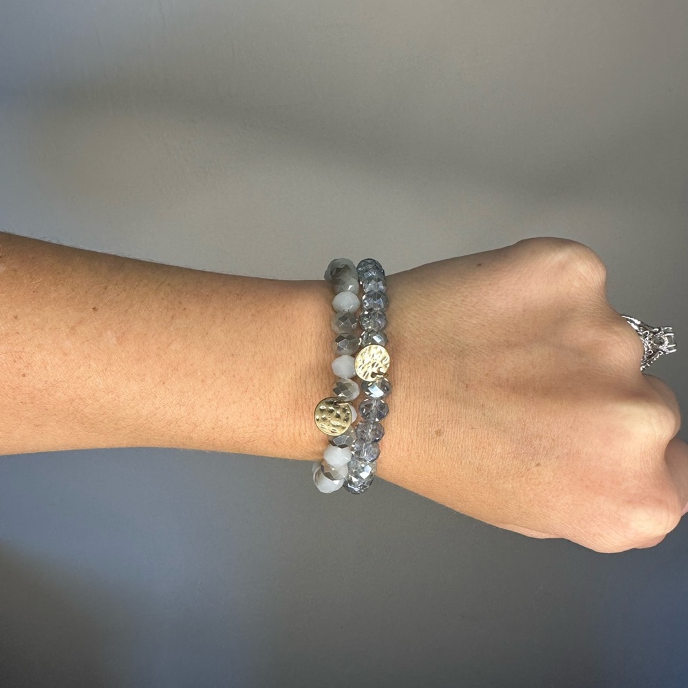 Elegant Silver and Blue Beaded Bracelet Set - Picture 3 of 4